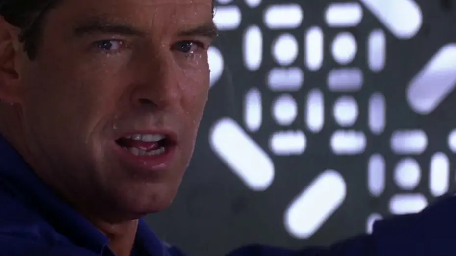 Watch film The World Is Not Enough — Bond puts an end to Renard’s plans