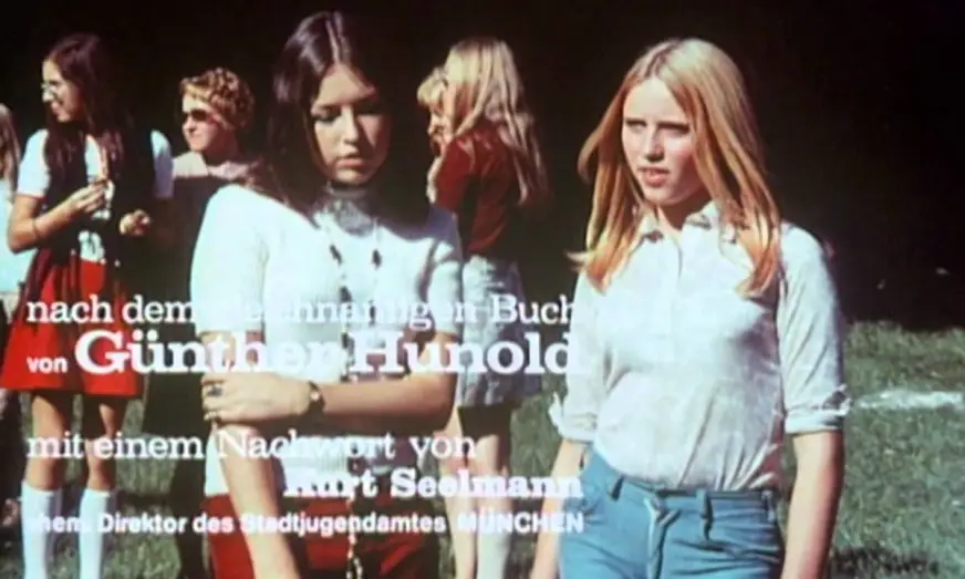 Watch film Schoolgirl Report Part 3: What Parents Find Unthinkable — 'Schulmädchen-Report 3. Teil' - titles