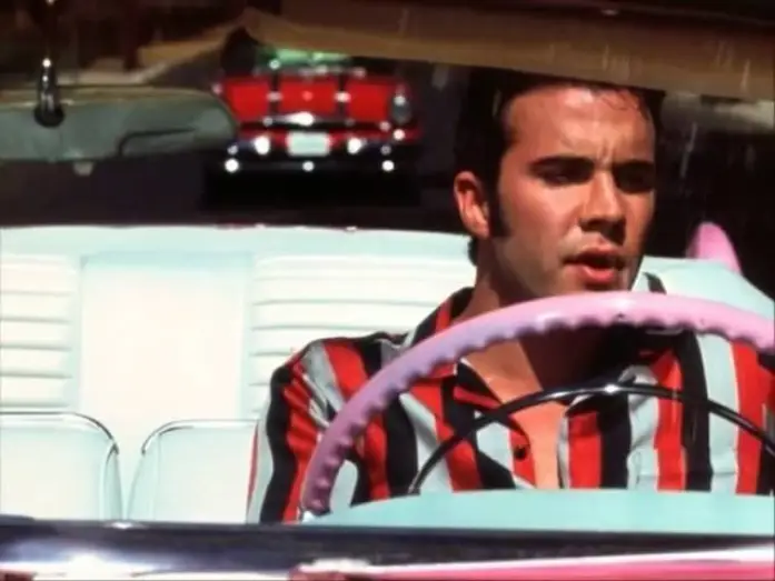 Watch film Elvis Has Left the Building — Se ti investo mi sposi? - Trailer