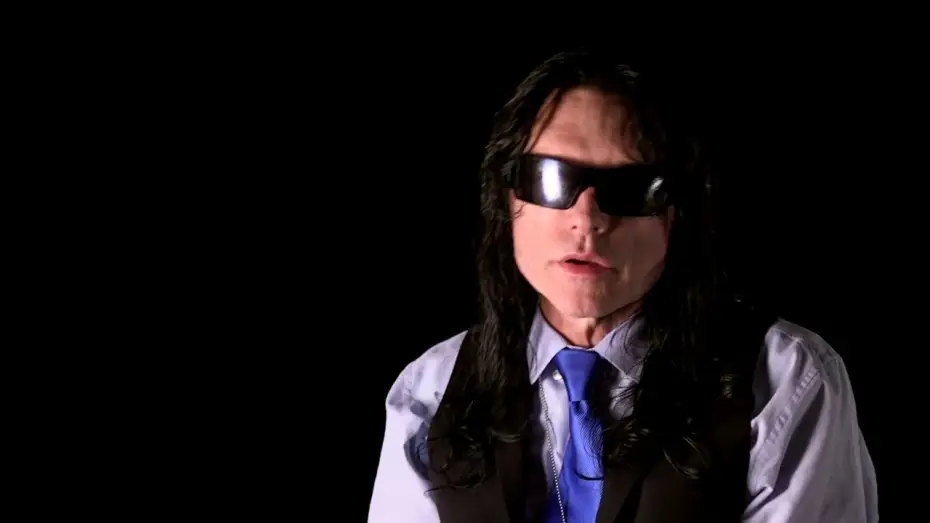 Watch film Colossal — Tommy Wiseau reviews COLOSSAL Trailer