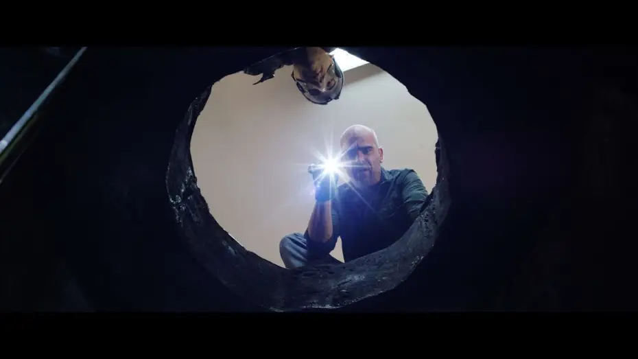 Watch film To Steal from a Thief — Cien años de perdón - La película (Featurette)