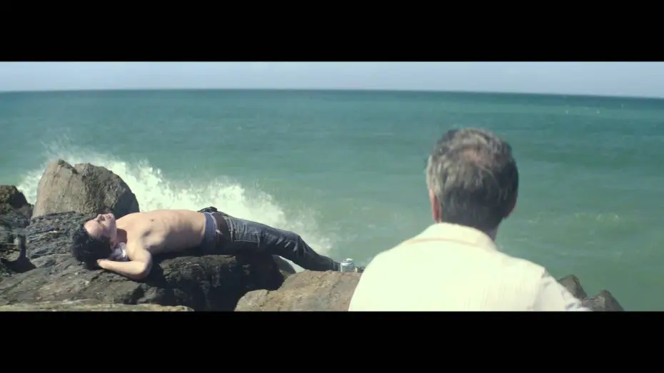 Watch film From Afar | Ti Guardo, trailer ufficiale