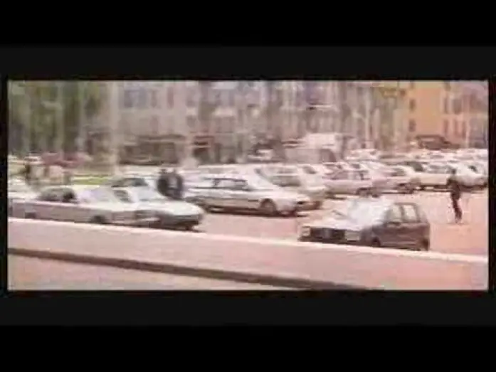 Watch film Happy Easter — joyeuses pâques