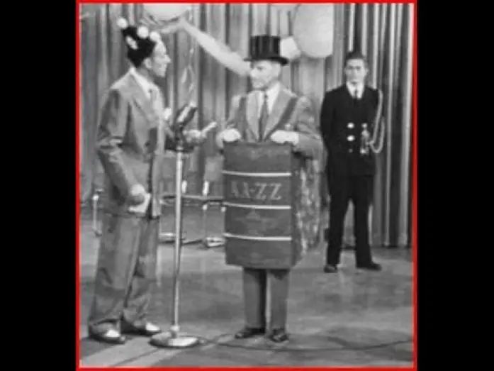 Watch film Champagne for Caesar — Champagne for Caesar (1950) - Ronald Colman on "Masquerade for Money"