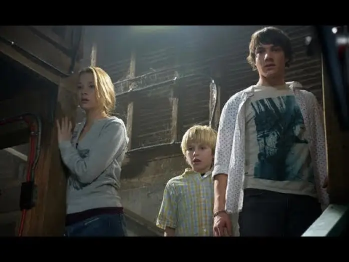 Watch film The Hole — Joe Dante on THE HOLE (British Trailer)