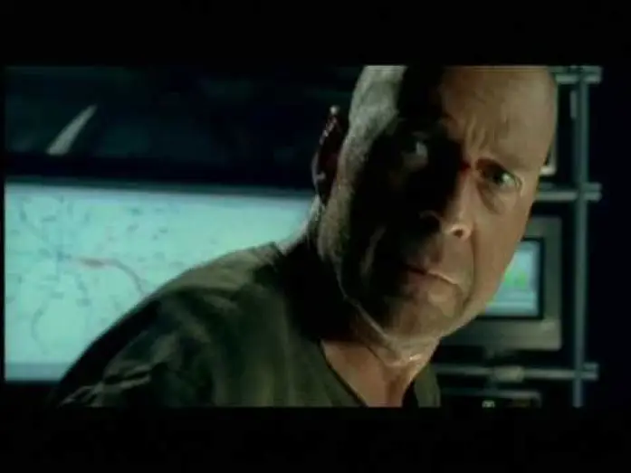 Watch film Live Free or Die Hard — Die hard vivere o morire trailer ita