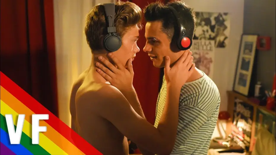 Watch film Hidden Kisses — BAISERS CACHÉS - Bande Annonce