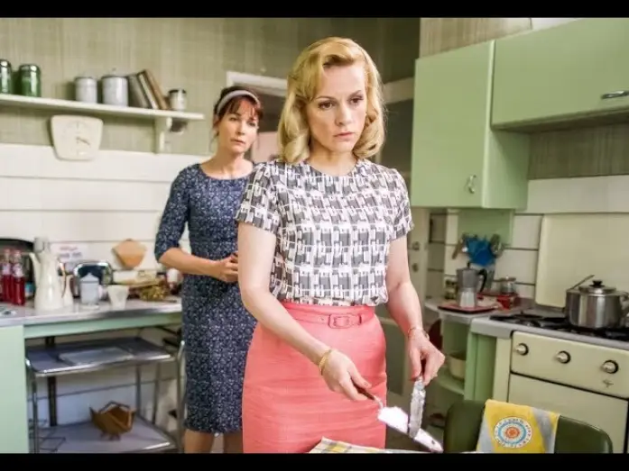 Watch film Mothers' Instinct — Instinto maternal - Trailer español (HD)