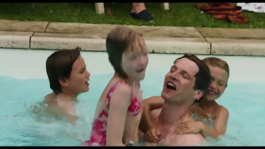 Watch film Little Tickles — LES CHATOUILLES - un film d'Andréa BESCOND et Eric METAYER
