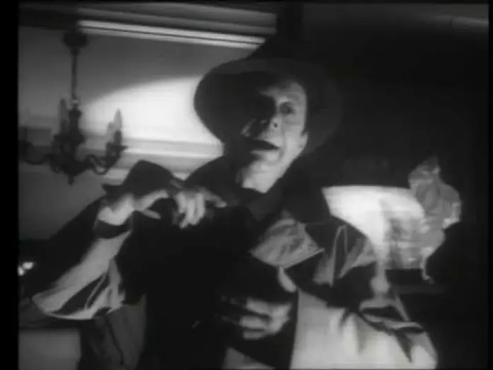 Watch film Detective — Détective (1985) Trailer