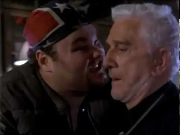Watch film Camouflage — Camouflage (2001) - trailer Leslie Nielsen, Lochlyn Munro
