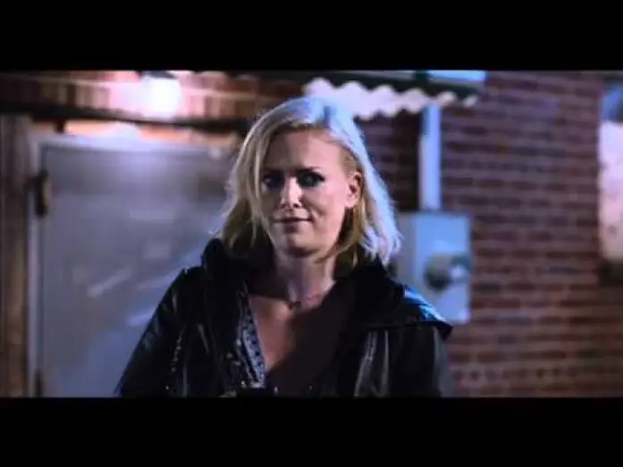 Watch film Young Adult — YOUNG ADULT. Trailer definitivo