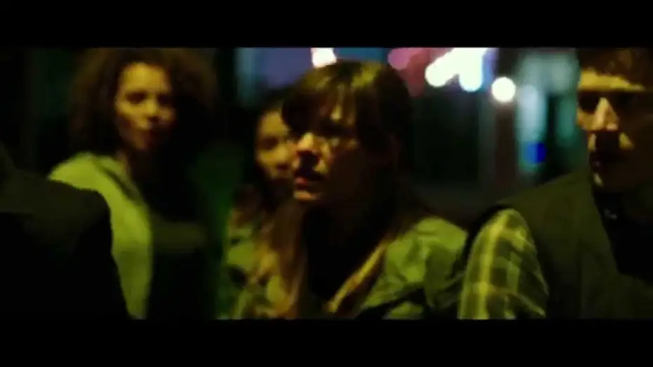Watch film The Purge: Anarchy | American Nightmare 2: Anarchy / Extrait 1 VF &laquo; Eva rallie L&eacute;o au groupe &raquo;  [Au cin&eacute;ma le 23 juillet]