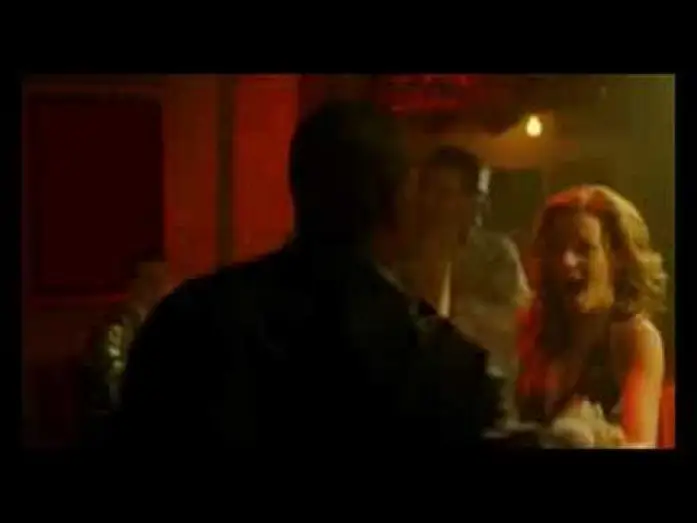 Watch film Meet Dave | ATRAPADO EN UN PIRADO (Trailer Espa&ntilde;ol)