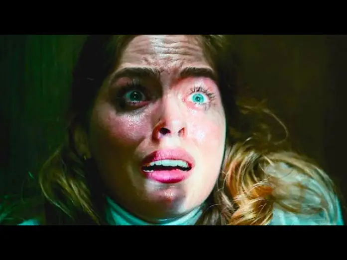 Watch film There's Someone Inside Your House — Hay Alguien En Tu Casa (Trailer español)