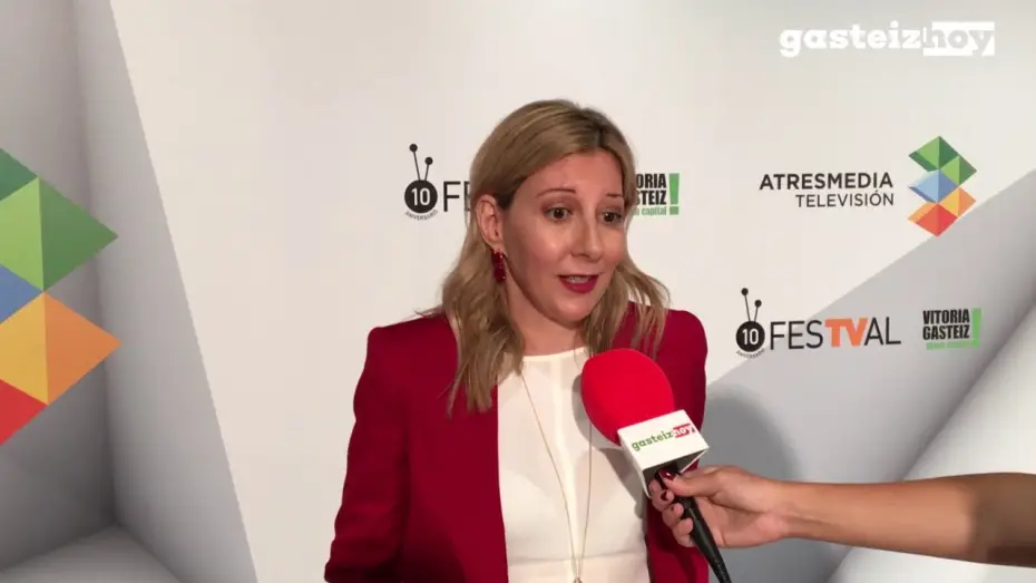 Watch film Twin Murders: The Silence of the White City — Entrevista con los actores