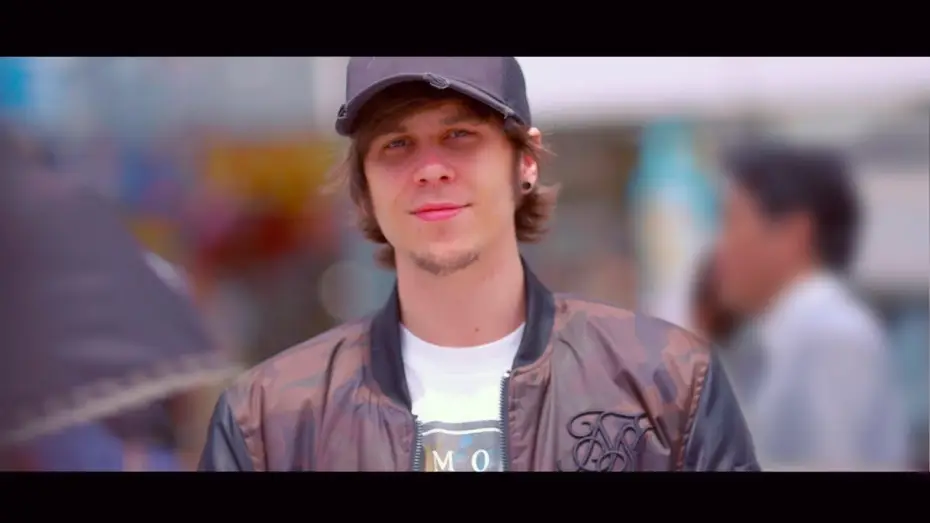 Watch film De Rubén a Rubius: El Viaje de un Virtual Hero — From Rubén to Rubius - COMPLETE Documentary - Virtual Hero
