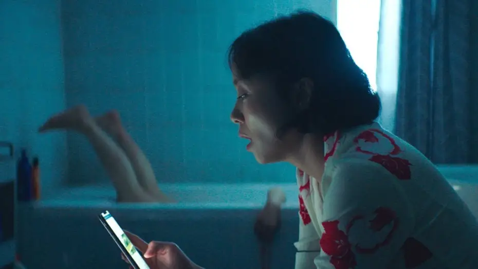 Watch film Beasts Clawing at Straws — Nido de víboras - Trailer español