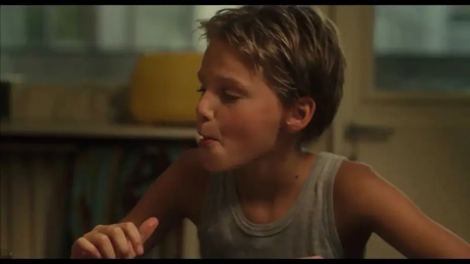 Watch film Tomboy — "Tomboy"  Trailer oficial con subtítulos en español
