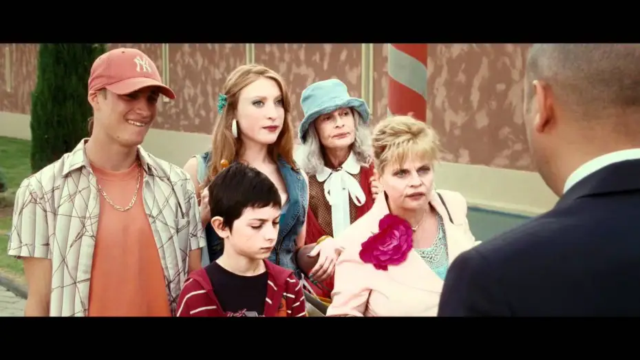 Watch film The Tuche Family — Les Tuche - extrait 2