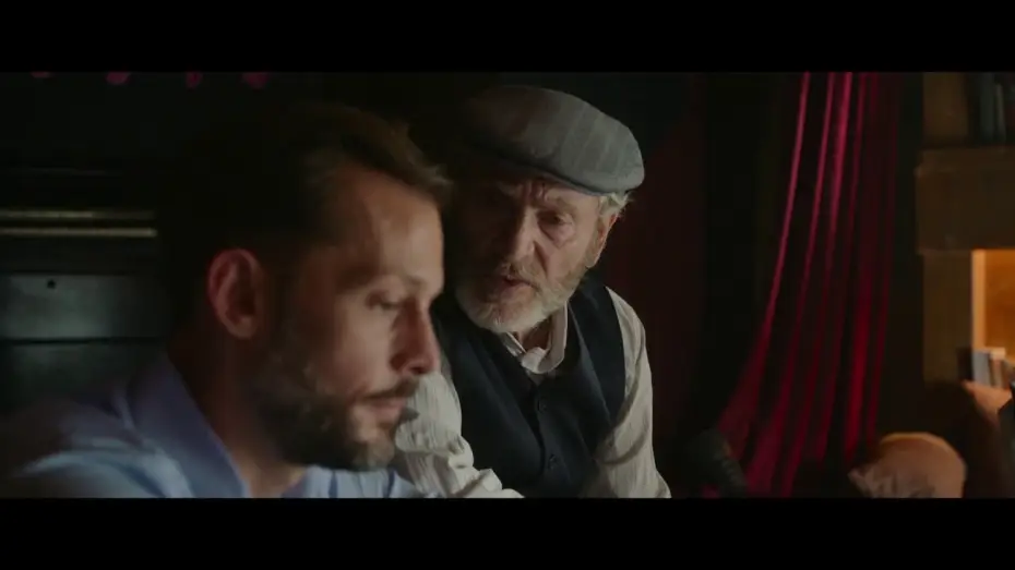 Watch film A Mermaid in Paris — Une Sirène à Paris - Extrait : "Panache" [VF]