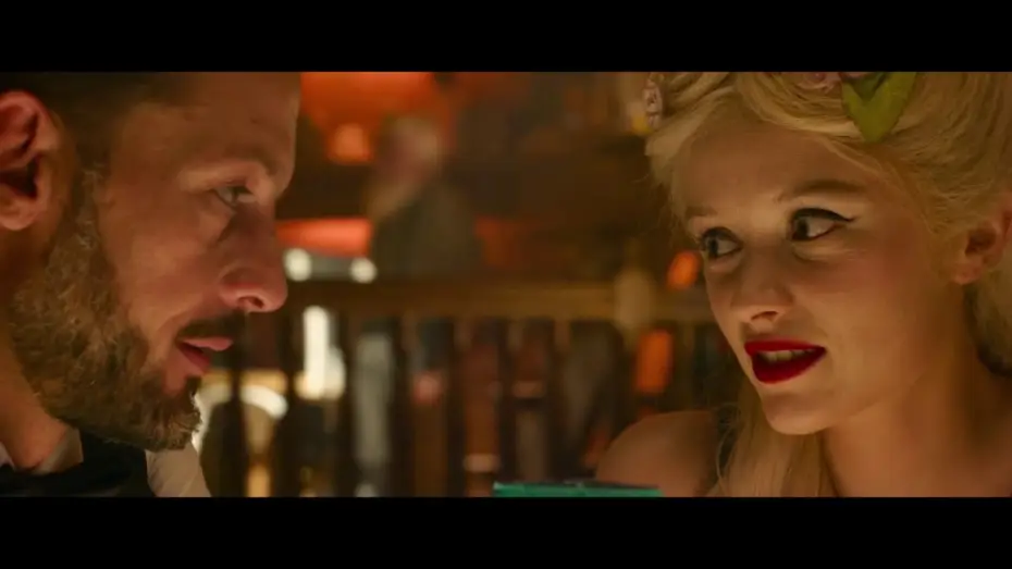 Watch film A Mermaid in Paris — Une Sirène à Paris - Extrait : "talkie walkie" [VF]