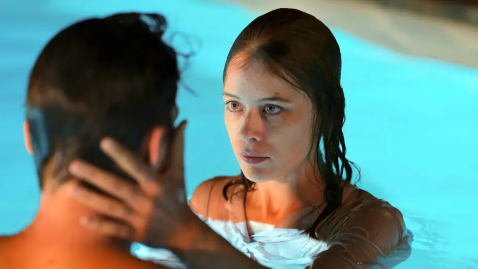 Watch film Undine — UNDINE (Official Trailer) Silberner Bär 2020 - Beste Darstellerin Paula Beer