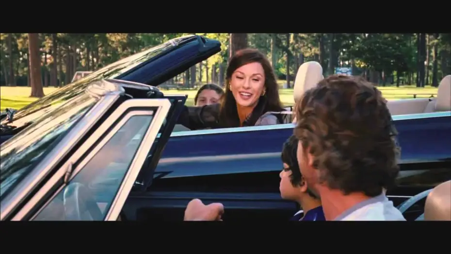 Watch film Playing for Keeps — Un buen partido - Trailer en español HD