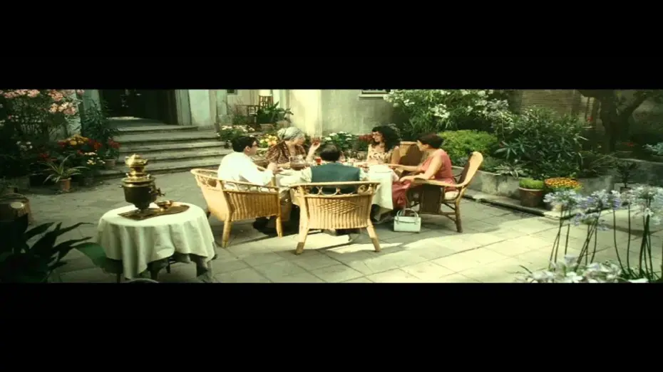 Watch film Chicken with Plums — POULET AUX PRUNES - Extrait 3