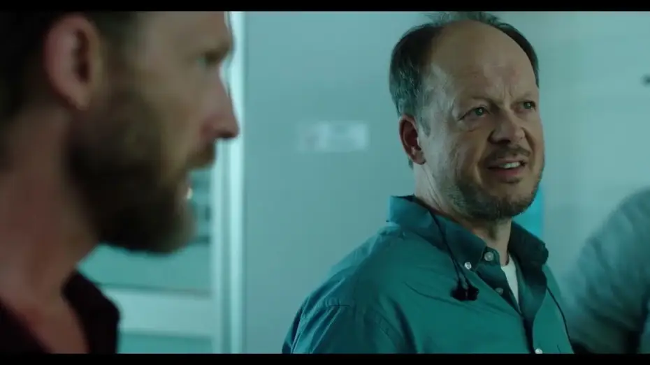 Watch film The Shift — Cambio de turno   2021   Tráiler Español