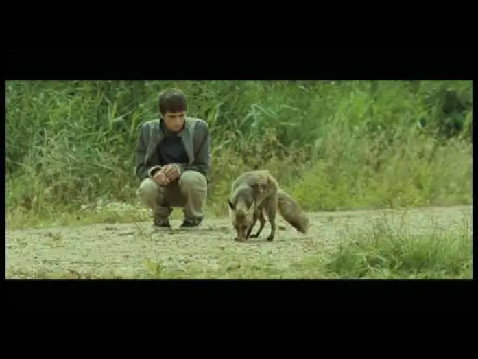 Watch film Little Indi — C'EST ICI QUE JE VIS Un film de Marc Recha Film annonce