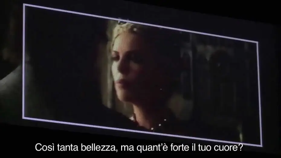 Watch film Snow White and the Huntsman | Biancaneve e il Cacciatore - Charlize Theron interpreta la Regina (sottotitoli in italiano)