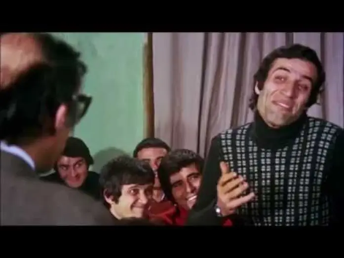 Watch film The Chaos Class | Hababam Sınıfı - Yeni M&uuml;d&uuml;r Yardımcısı Mahmut Hoca