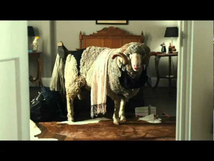 Watch film A Few Best Men — TRAILER UNA BODA DE MUERTE