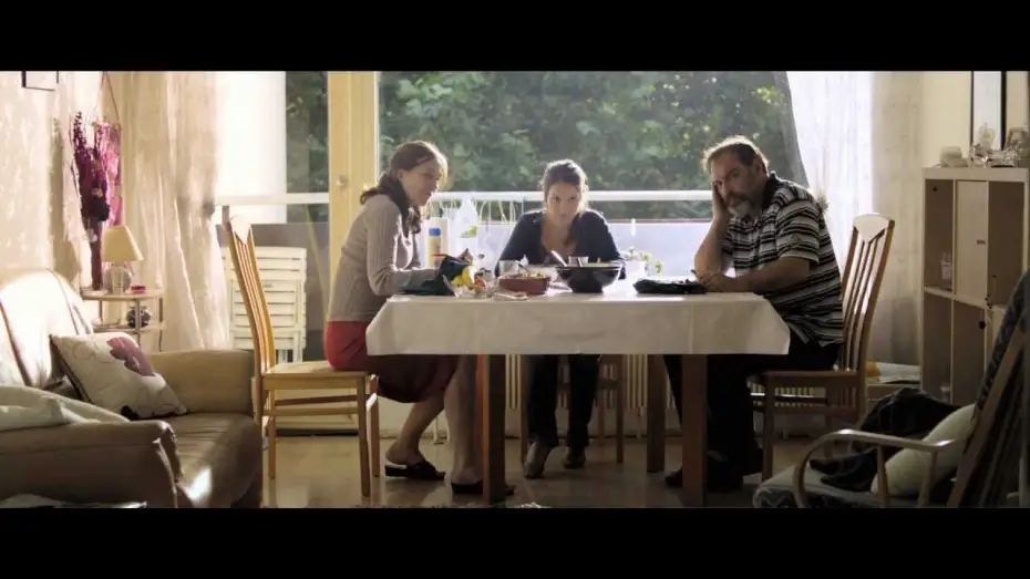 Watch film Elles — ELLES - Film annonce