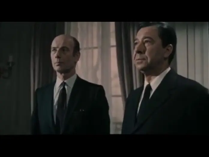 Watch film Army of Shadows | L'Arm&eacute;e des ombres (1969) -  Les Anglais n'ont qu'une confiance mod&eacute;r&eacute;e dans la r&eacute;sistance fran&ccedil;aise