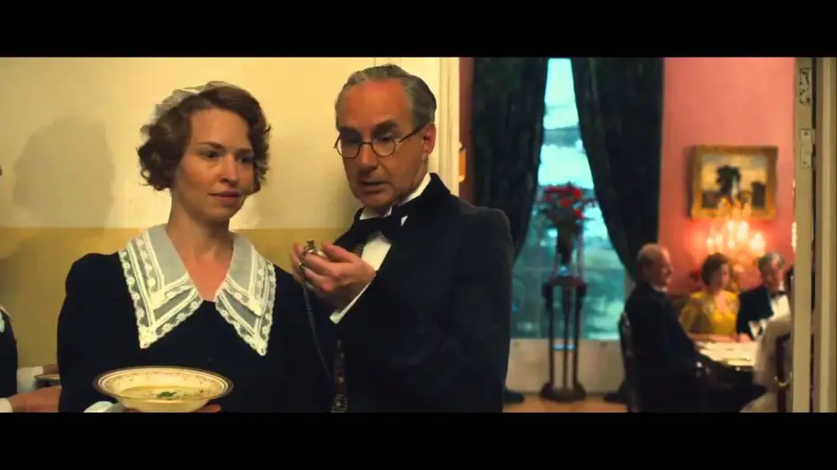 Watch film Hyde Park on Hudson — To His Majesty, The King