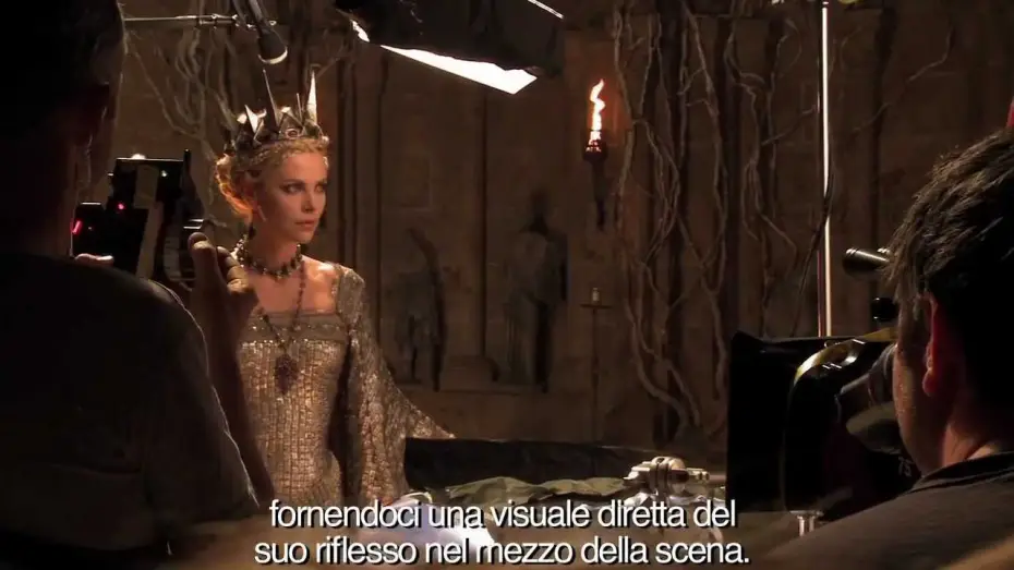 Watch film Snow White and the Huntsman | Sul set di Biancaneve e il Cacciatore - "Lo specchio" (sottotitoli in italiano)