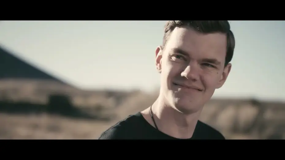 Watch film Paper Airplanes — Paper Airplanes Trailer