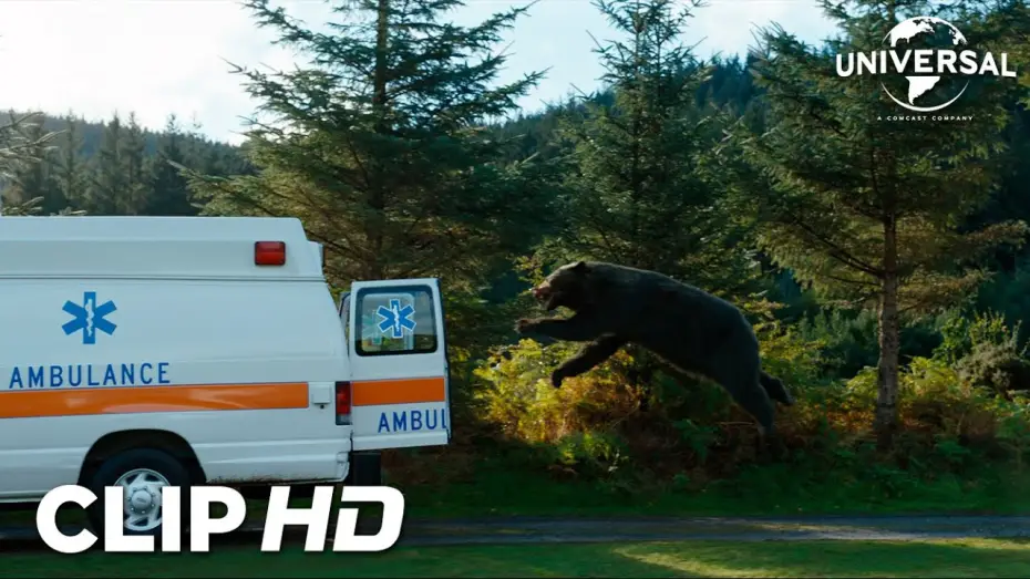 Watch film Cocaine Bear — Clip - Huida en Ambulancia
