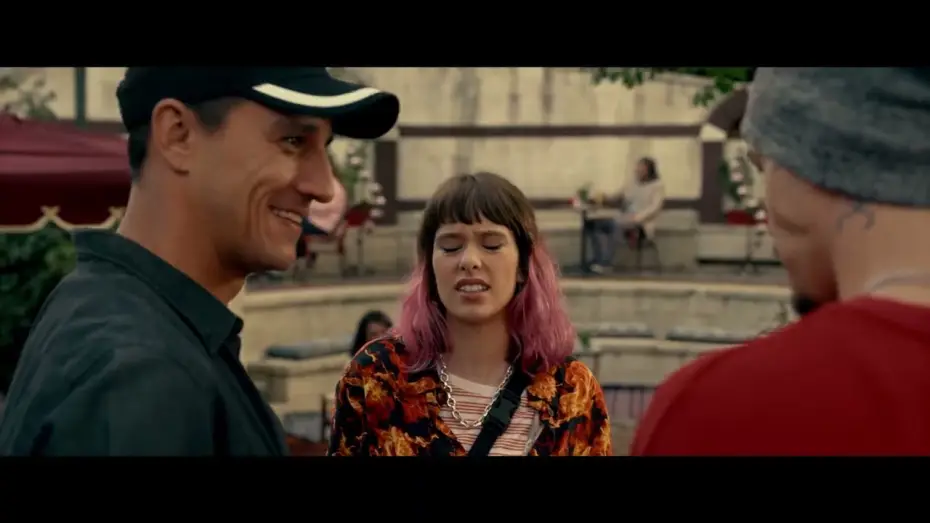 Watch film Por los pelos — Tráiler Oficial