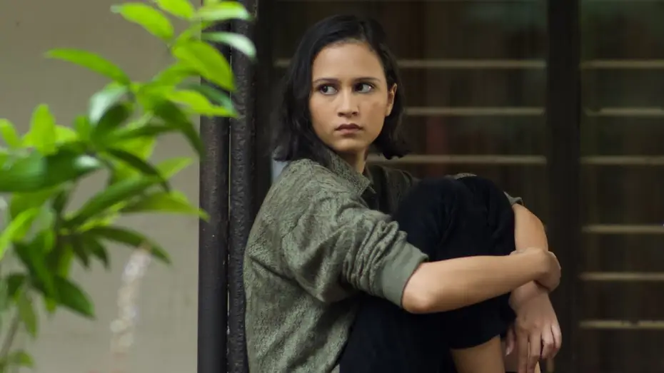Watch film Photocopier — Lutesha pemeran film PENYALIN CAHAYA sebagai FARAH