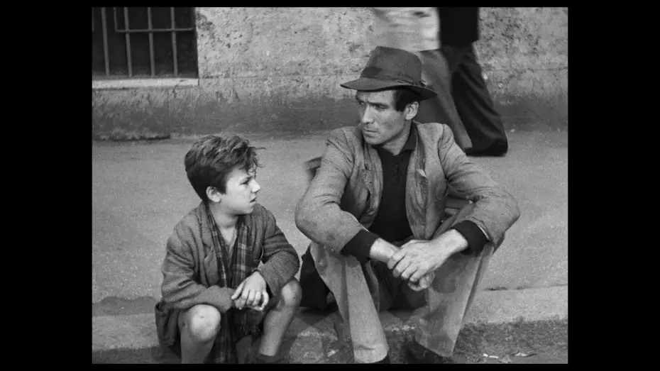 Watch film Bicycle Thieves — LADRI DI BICICLETTE di Vittorio De Sica - Trailer (Il Cinema Ritrovato al cinema)