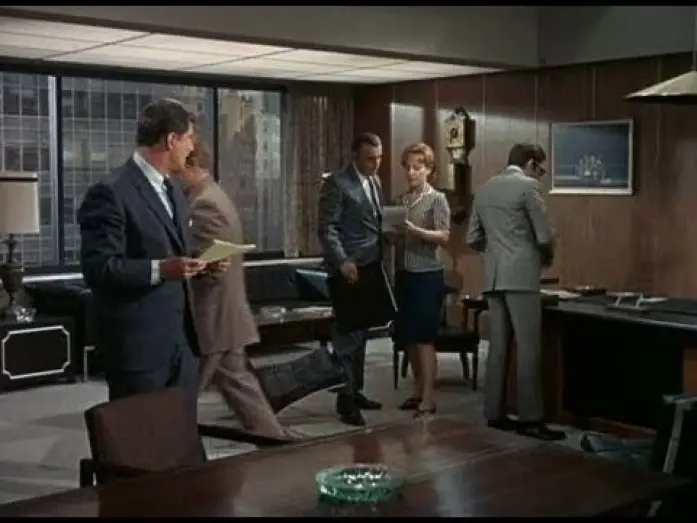 Watch film Sweet November — Sweet November (1968) - Original Theatrical Trailer