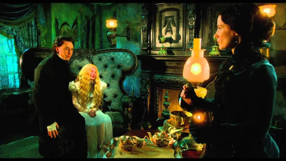 Watch film Crimson Peak | Crimson Peak / Extrait "Thomas et Lucille r&eacute;confortent Edith" VF [Au cin&eacute;ma le 14 octobre]