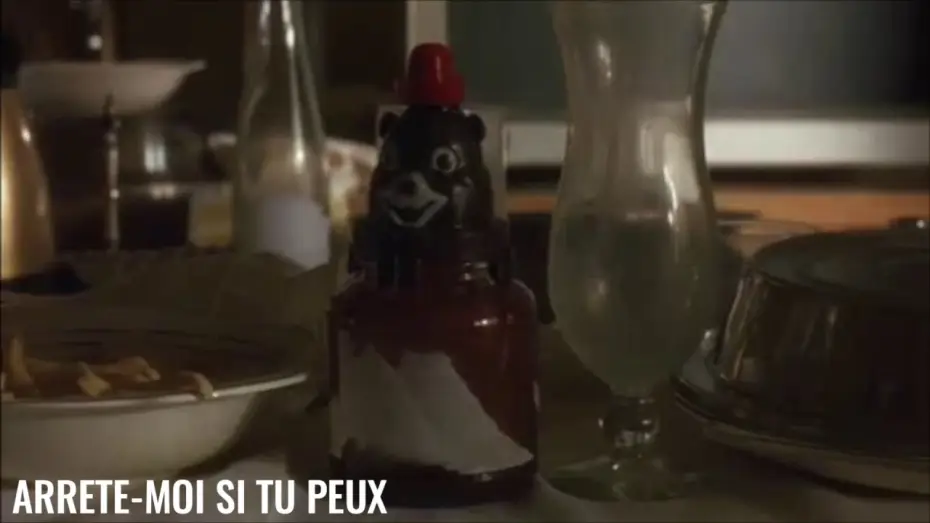 Watch film Catch Me If You Can | Arr&ecirc;te-moi si tu peux - Sc&egrave;ne culte - Le bluff du portefeuille