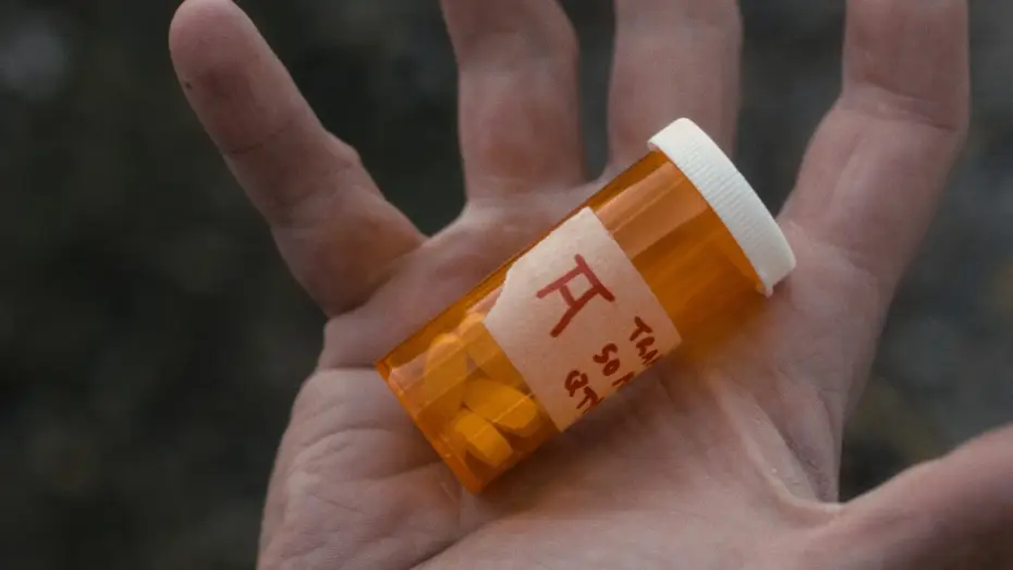 Watch film Don't Die — Over the counter. Under the gun. /// Teaser for indie crime thriller DON'T DIE