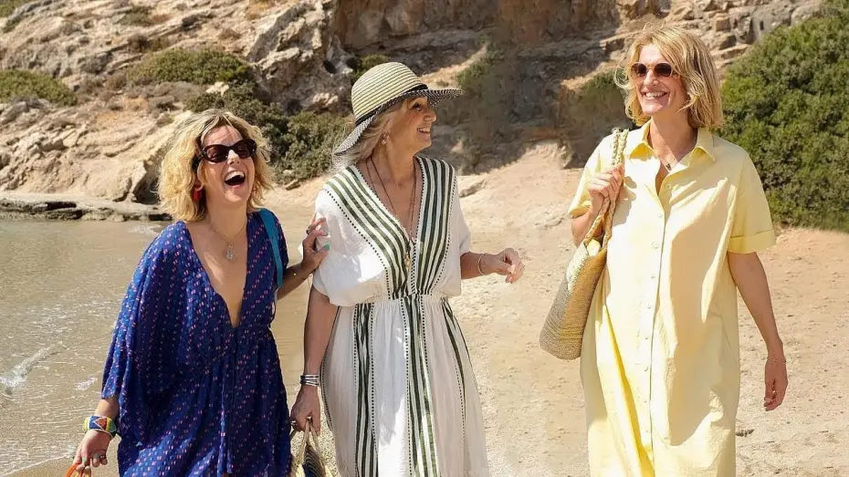 Watch film Two Tickets to Greece — Las cícladas. Escapada de amigas - Tráiler español