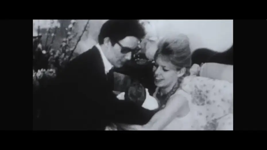 Watch film Bardot — BARDOT EXTRAIT 2
