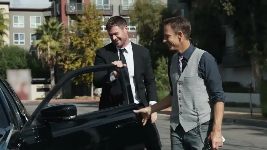 Watch film Crime 101 | Chris Driving